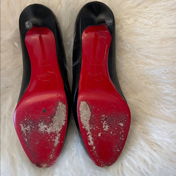 Christian Louboutin Classic Black Heels - Picture 3 of 3